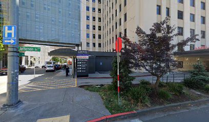 Dr. Alexander Skokan